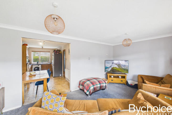 CAM05454G0-PR0147-STILL005