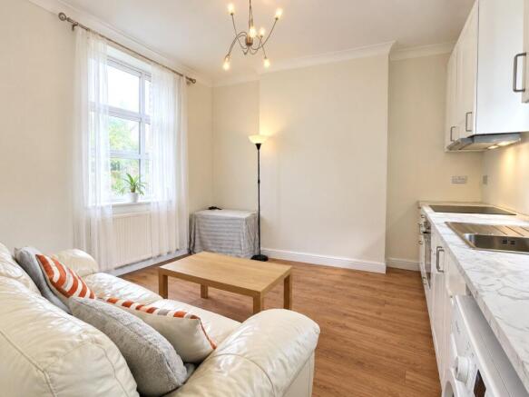 Lounge / Kitchen