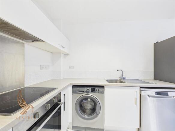 2 bed Terraced for sale Image 7