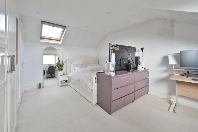 Sotheron Road, Watford, WD17 photo 4