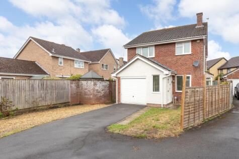 Collingbourne Close, Trowbridge