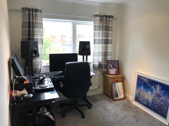 2nd bedroom 1