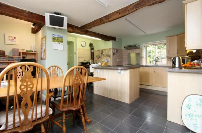 Kitchen..jpg