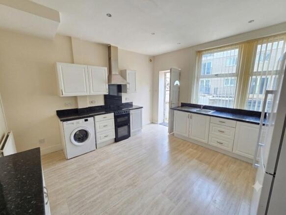 dining kitchen3