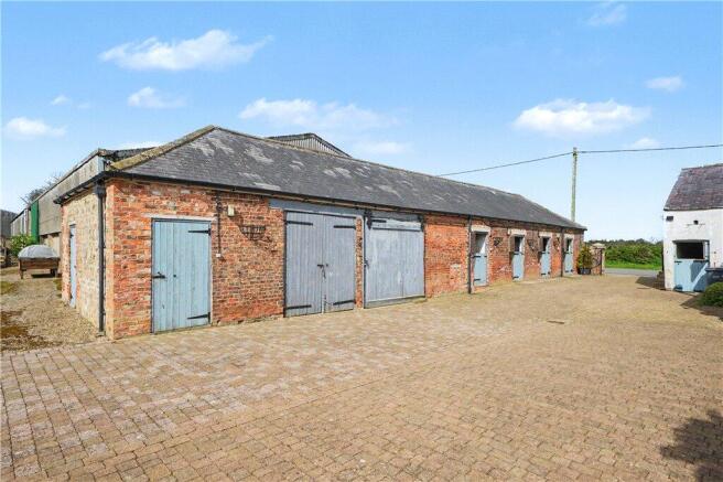 5 bed Equestrian Facility for sale Image 8