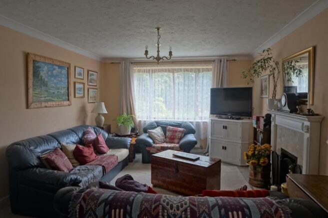 Lounge 2