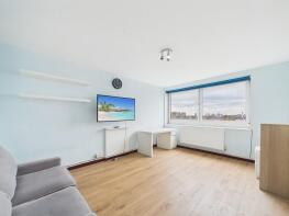 Flat 23, Nashe House Lawson Estate, Burbage Close, London SE1 4ET