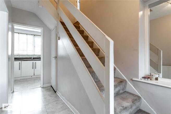 4 bed Semi-Detached for sale Image 8