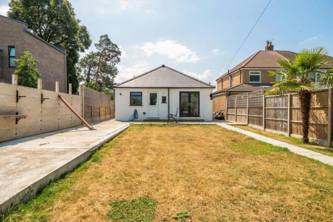 Homefield Road, Coulsdon, CR5 photo 4