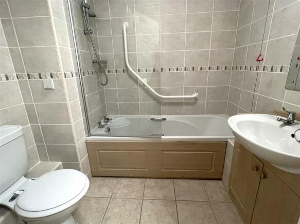 Photo 8
