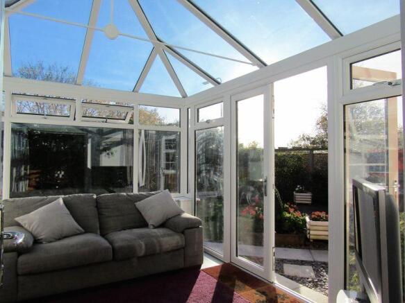 Conservatory w...