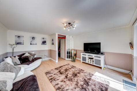Fieldfare Road, London, SE28