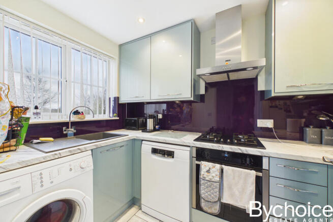 CAM05454G0-PR0117-STILL004