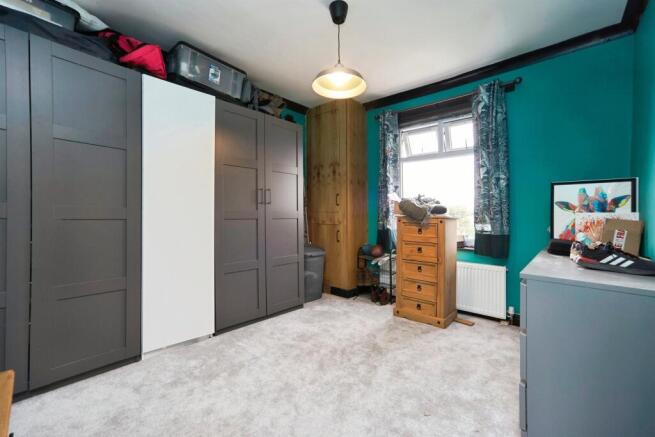 3 bed Semi-Detached for sale Image 11