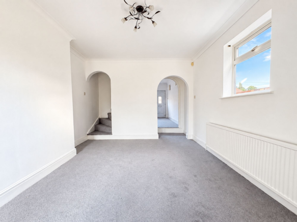 Pine Road, Glenfield, LE3 photo 4