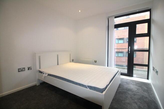 1 bed Apartment to rent Image 5