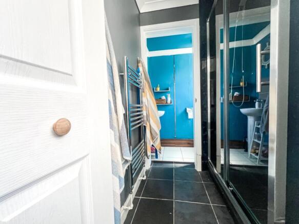 2 bed Terraced for sale Image 10