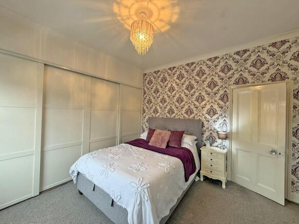 2 bed Terraced for sale Image 6