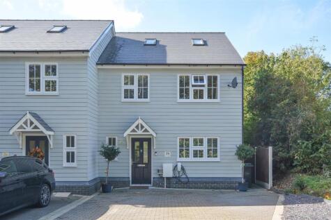 The Cobbles, Brentwood