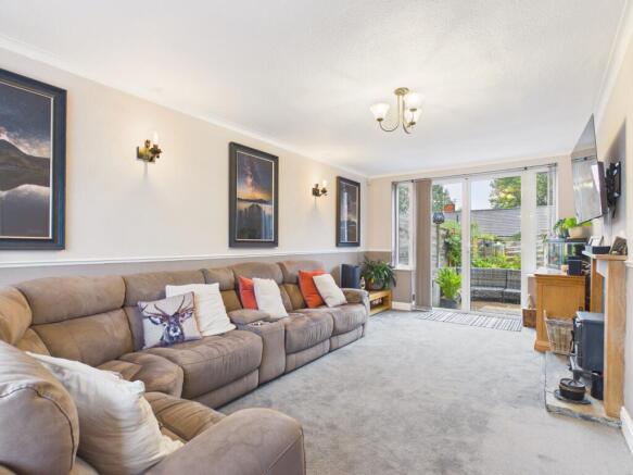 Guildford Grove - EweMove - Living and Dining Room