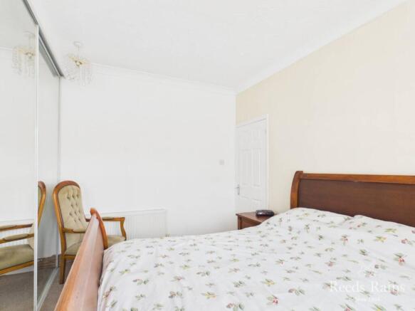 3 bed Terraced for sale Image 11