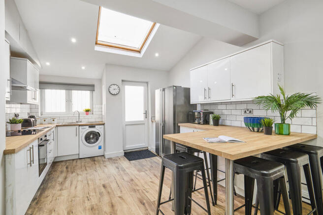 6 bed Terraced for sale Image 4