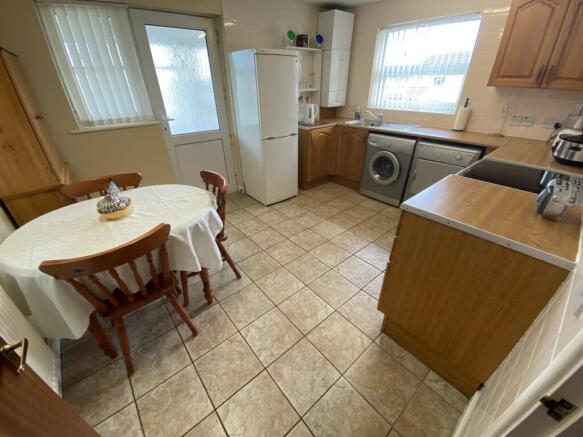 Kitchen/Dining Room