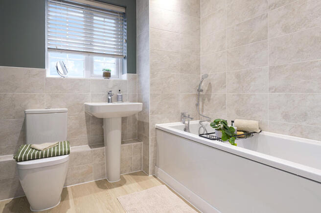 4 bed Detached for sale Image 5