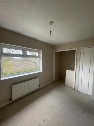 3 bed House to rent Image 4