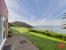 Flat 3, Caswell Bay Court, Caswell Road, Caswell, Swansea SA3 4RY