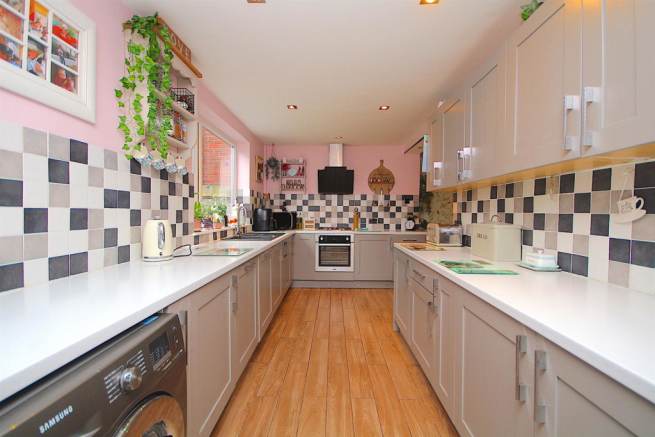 L-Shaped Kitchen Diner