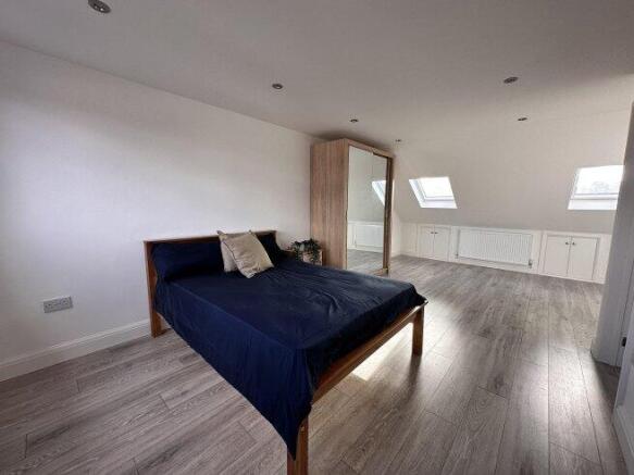 fleetwood-road-nw10-1nn-1039791