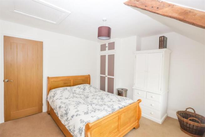 3 bed Detached for sale Image 6