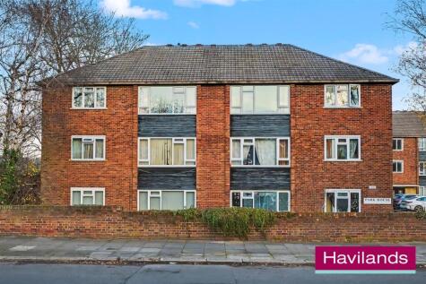 Winchmore Hill Road, Winchmore Hill, London