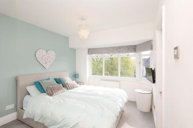 3 bed Semi-Detached for sale Image 6