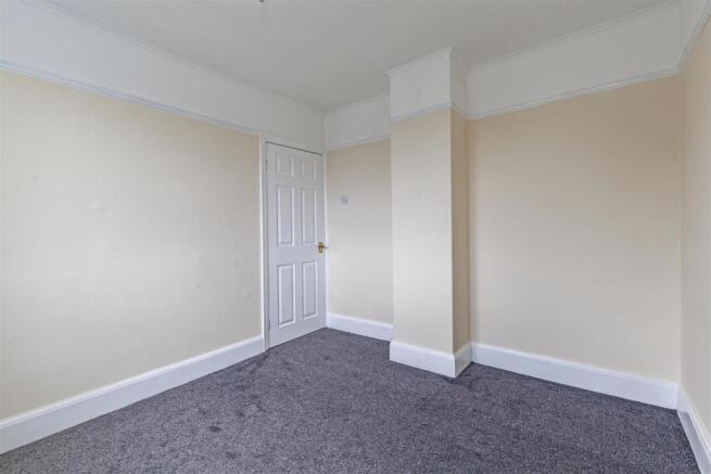 Bedrom 2-2.jpg