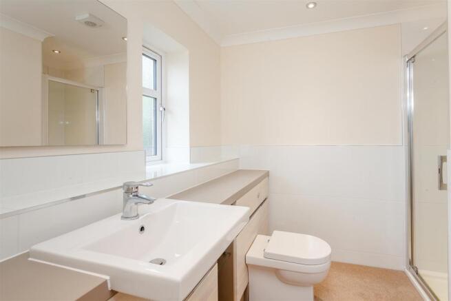 8340636-interior25.jpg