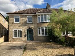 17, East Yewstock Crescent, Chippenham SN15 1QS