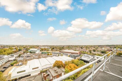 Lower Mortlake Road, Richmond