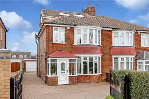 63, Ormesby Bank, Ormesby TS7 9HJ