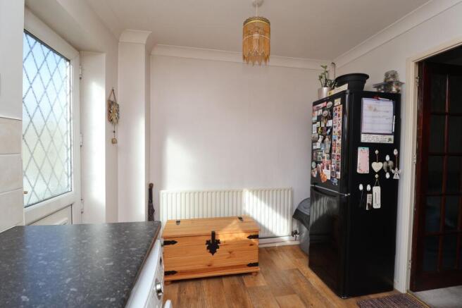 2 bed Terraced for sale Image 6
