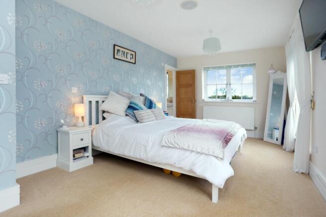 Photo 9