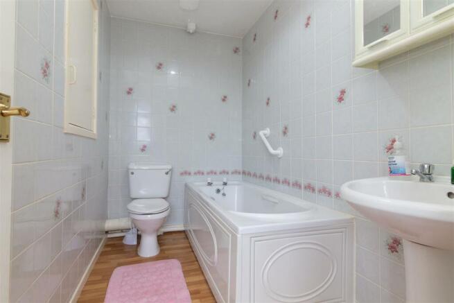 Photo 10