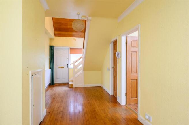 3 bed House for sale Image 10