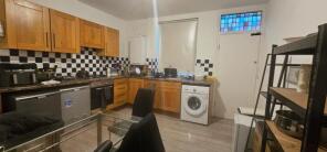 26, Welton Place, Hyde Park, Leeds LS6 1EW