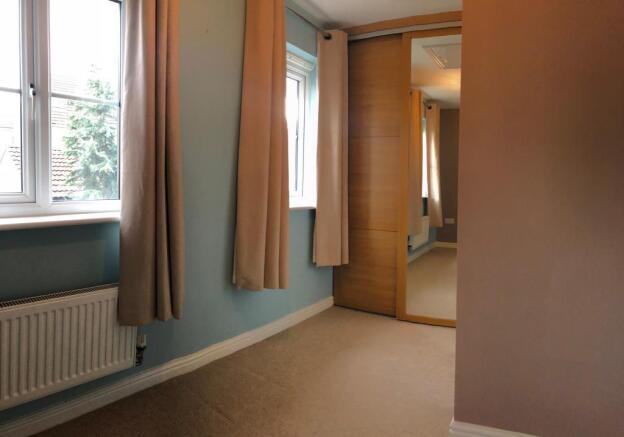 2 bed Town House to rent Image 7