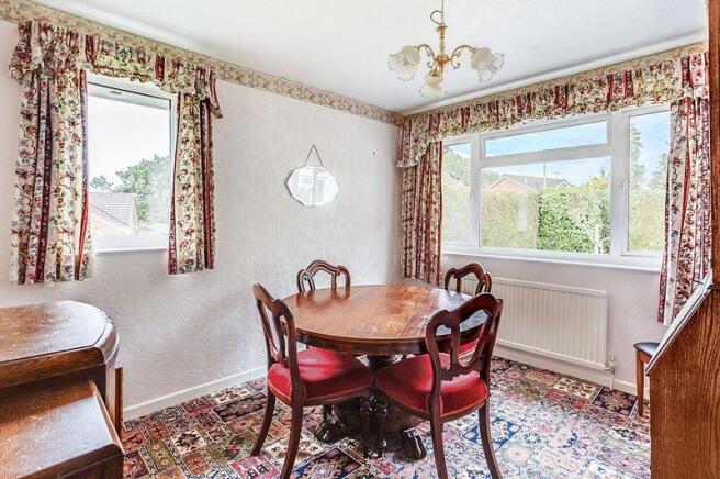 DINING ROOM/BED 3