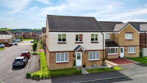16, Kirriemuir Circle, Bishopton PA7 5RE