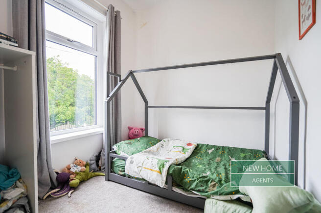 3 bed Terraced for sale Image 12