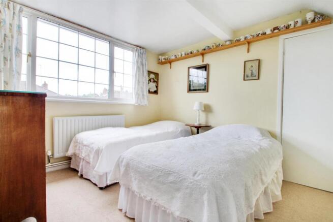 Bedroom 2.jpg